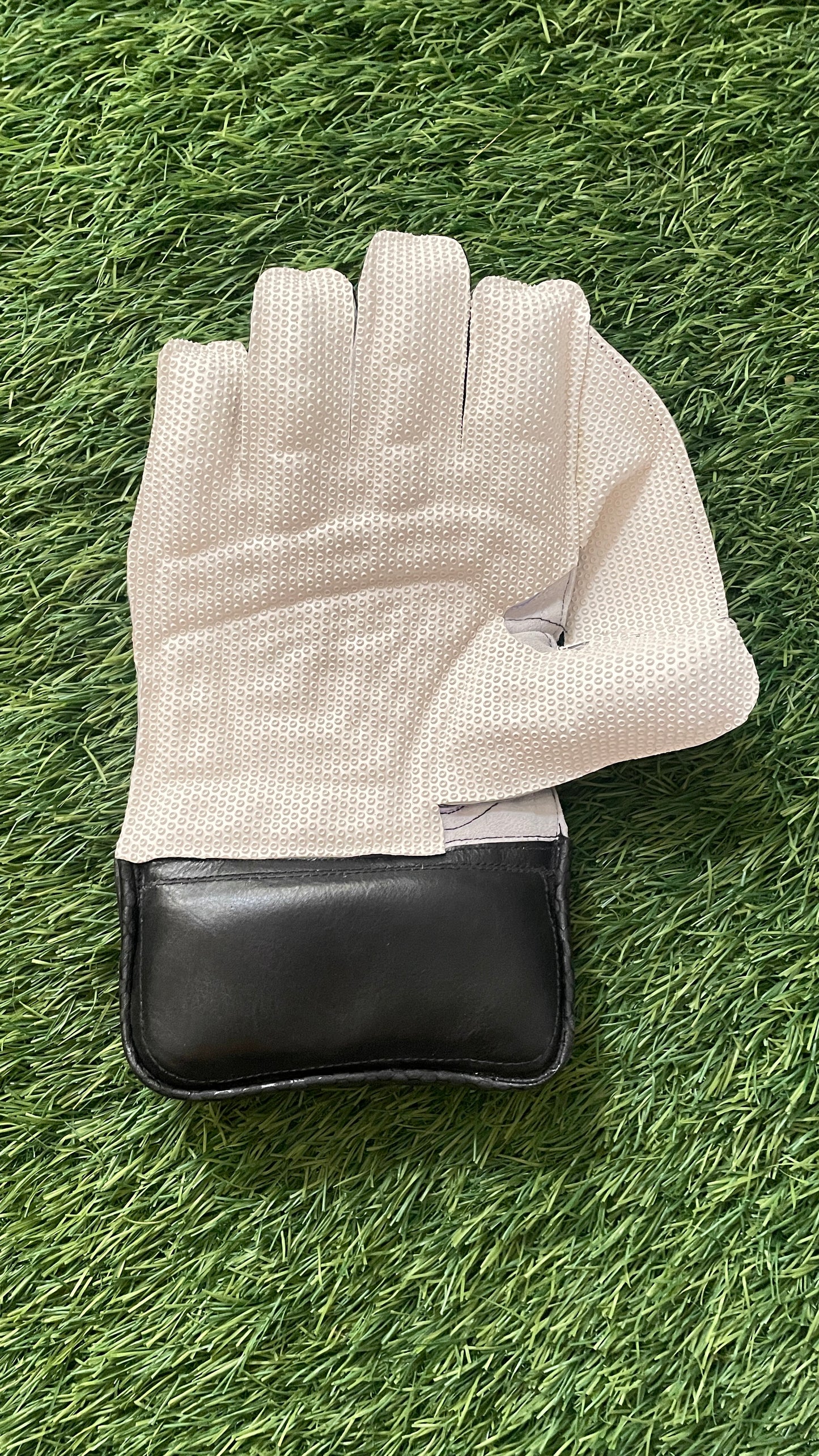 KNIGHT CRICKET WICKET KEEPING GLOVES